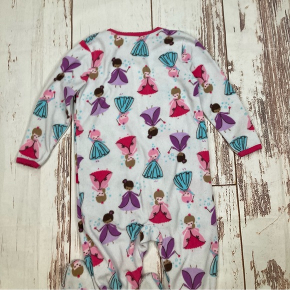 Carter’s Footies Pajamas Fleece White Princess Graphic Sz 24M - Picture 8 of 10